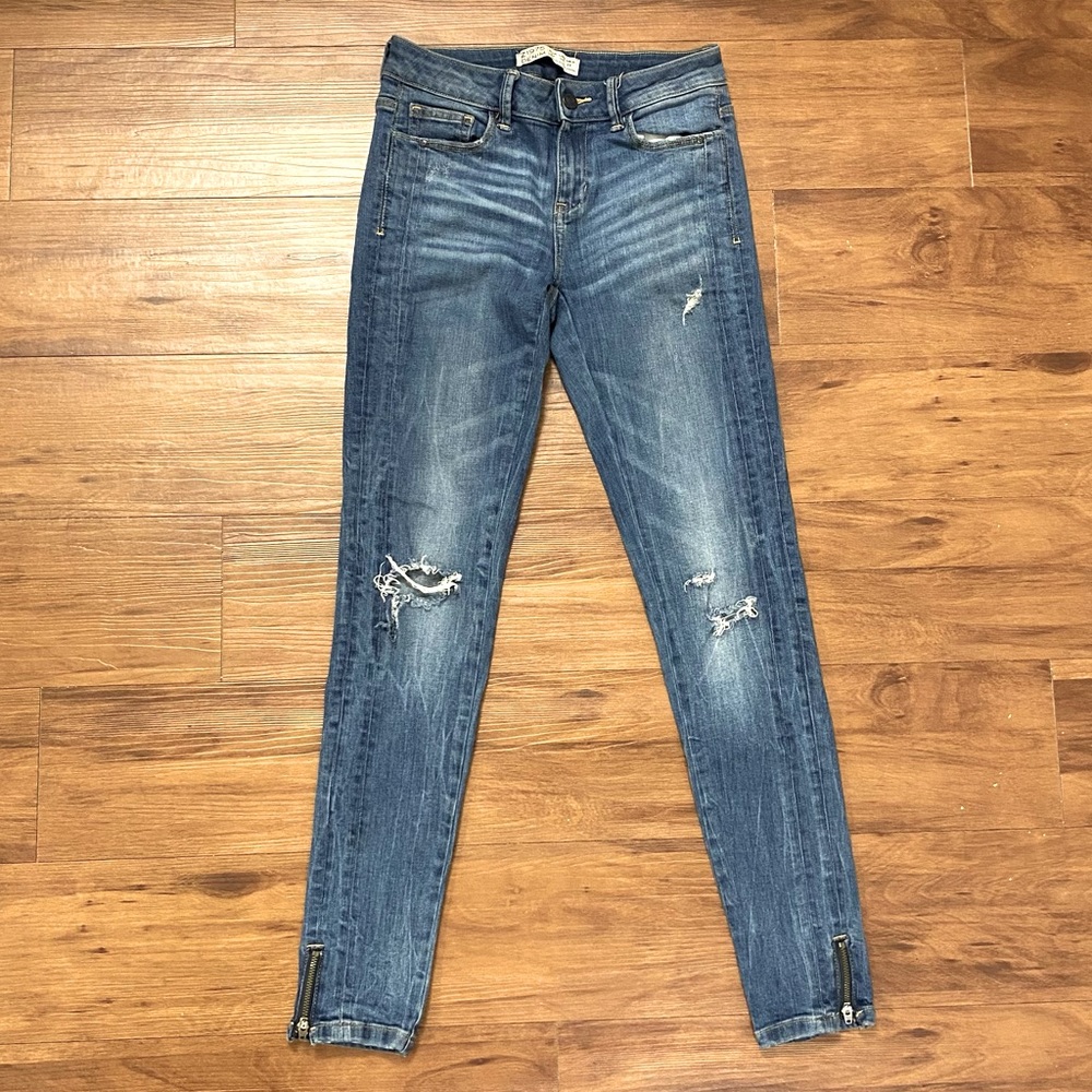 Zara distressed skinny jeans